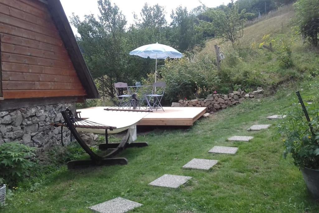 Appartamento Un Coin De Montagne Linthal Esterno foto
